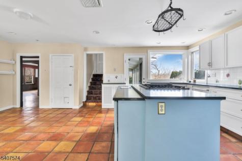 310 Morris Avenue Mountain Lakes NJ 07046