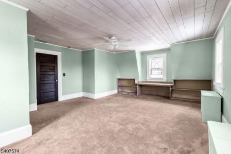 310 Morris Avenue Mountain Lakes NJ 07046