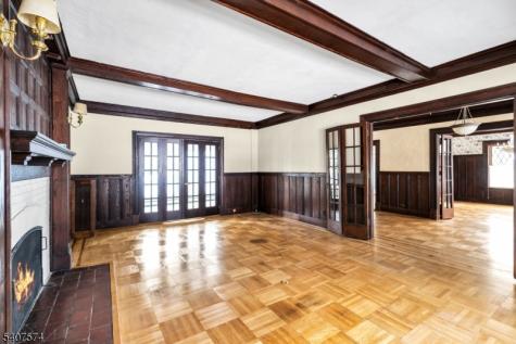 310 Morris Avenue Mountain Lakes NJ 07046