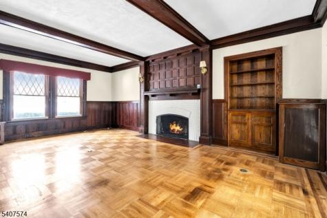 310 Morris Avenue Mountain Lakes NJ 07046