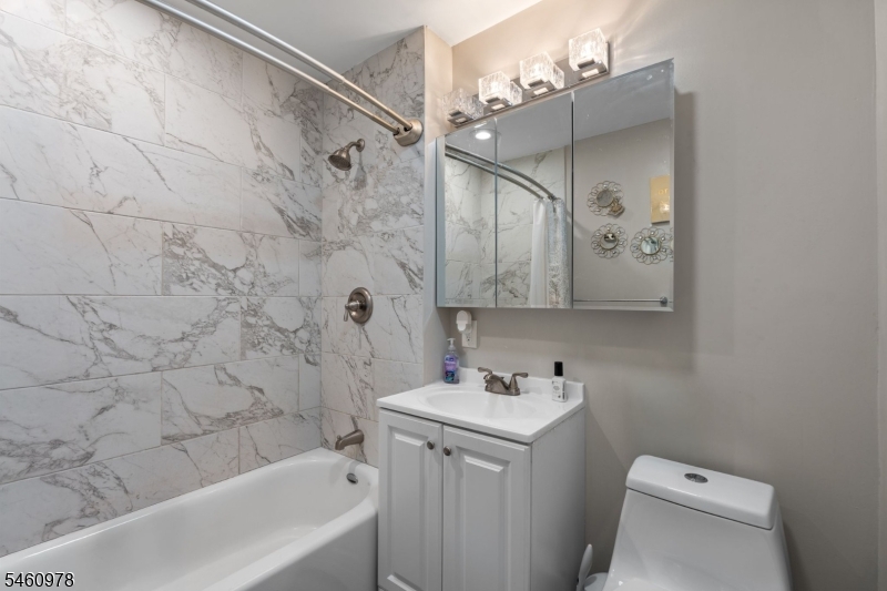 990 Croton Road Franklin NJ 08867