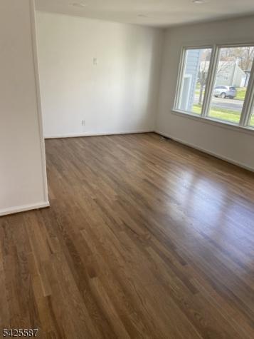 271 Valley Road Clark NJ 07066