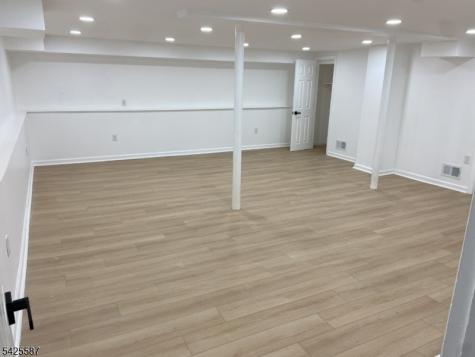 271 Valley Road Clark NJ 07066