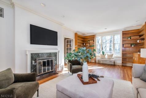 5 Rocky Way West Orange NJ 07052