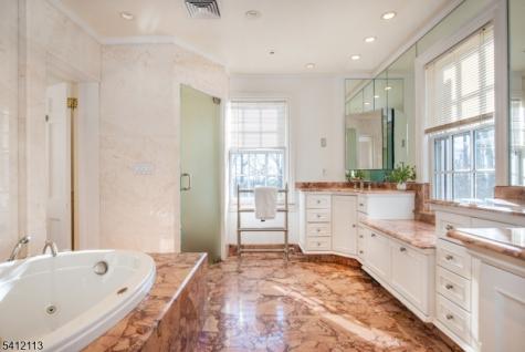 5 Rocky Way West Orange NJ 07052