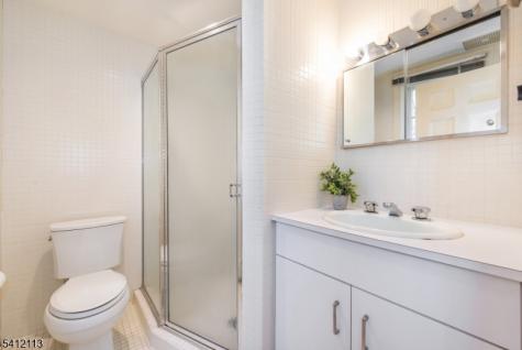 5 Rocky Way West Orange NJ 07052