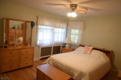 866 Madison Avenue Rahway NJ 07065