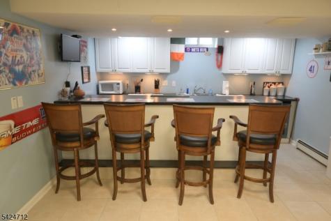 866 Madison Avenue Rahway NJ 07065