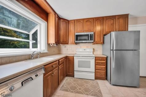 36 Cloverhill Drive Califon NJ 07830