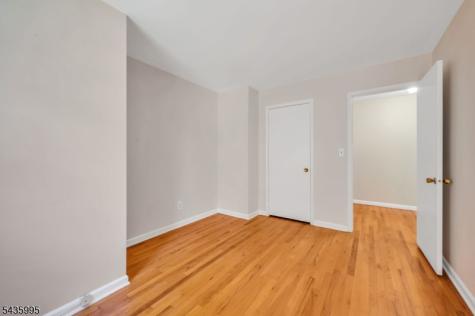 36 Cloverhill Drive Califon NJ 07830