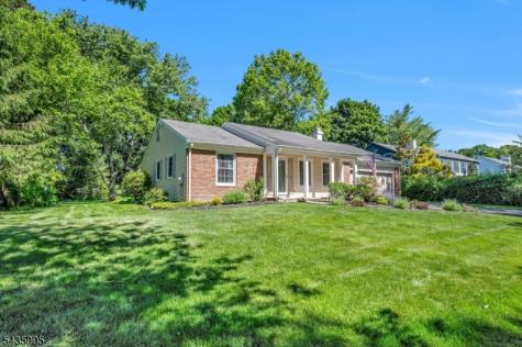 36 Cloverhill Drive Califon NJ 07830