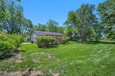36 Cloverhill Drive Califon NJ 07830
