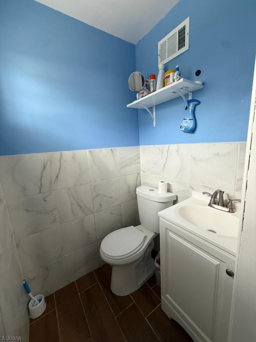 53 Curtis Avenue Piscataway NJ 08854