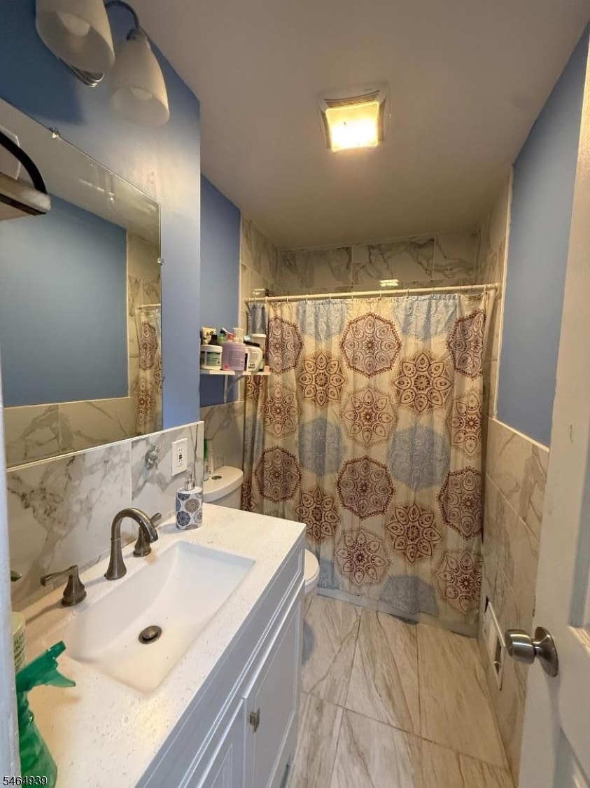 53 Curtis Avenue Piscataway NJ 08854