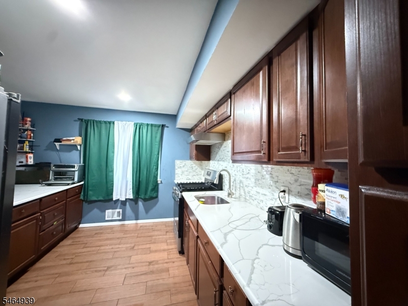 53 Curtis Avenue Piscataway NJ 08854