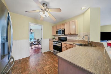 110 Connelly Avenue Mount Olive NJ 07828
