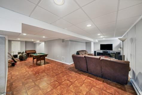110 Connelly Avenue Mount Olive NJ 07828