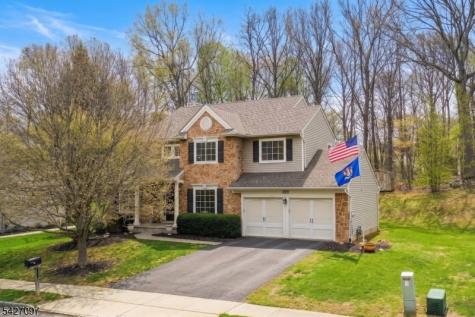 110 Connelly Avenue Mount Olive NJ 07828