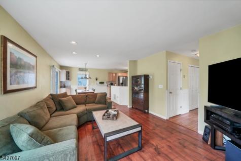 110 Connelly Avenue Mount Olive NJ 07828