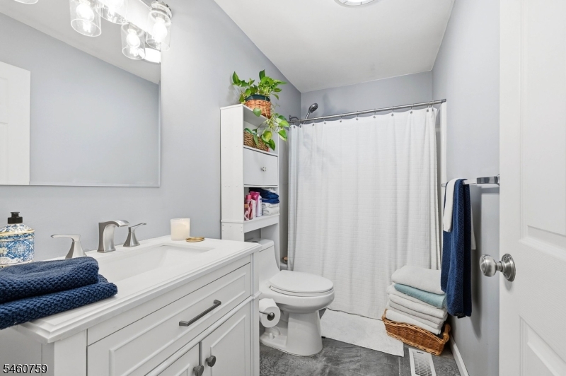 46 Melinda Lane Vernon NJ 07421