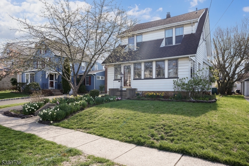 563 Pierson Street Westfield NJ 07090