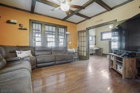 563 Pierson Street Westfield NJ 07090