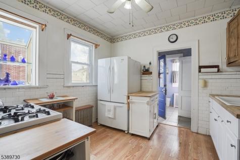 563 Pierson Street Westfield NJ 07090