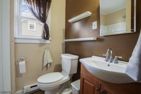 563 Pierson Street Westfield NJ 07090