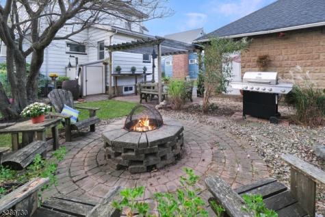563 Pierson Street Westfield NJ 07090