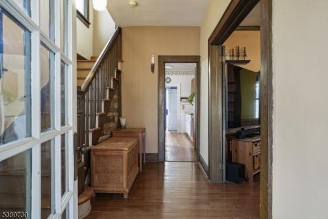 563 Pierson Street Westfield NJ 07090