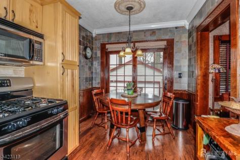 544 W Meadow Avenue Rahway NJ 07065