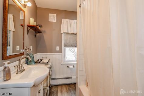 544 W Meadow Avenue Rahway NJ 07065