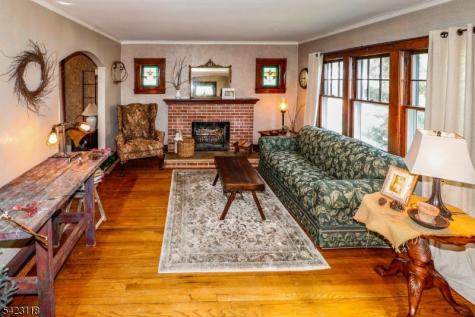 544 W Meadow Avenue Rahway NJ 07065