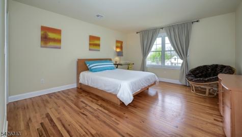 14 De Hart Court Wayne NJ 07470