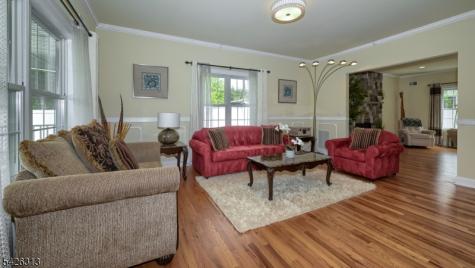 14 De Hart Court Wayne NJ 07470