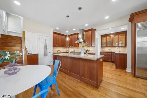215 Inwood Avenue Montclair NJ 07043