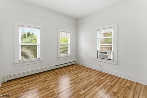 129 Duer Street North Plainfield NJ 07060
