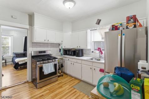 129 Duer Street North Plainfield NJ 07060