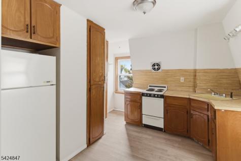 129 Duer Street North Plainfield NJ 07060