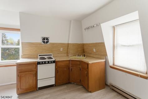 129 Duer Street North Plainfield NJ 07060