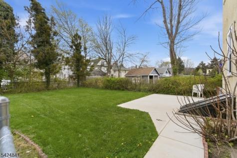 129 Duer Street North Plainfield NJ 07060