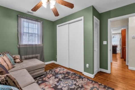 15 High Mountain Road Oakland NJ 07436