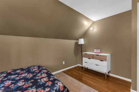 15 High Mountain Road Oakland NJ 07436