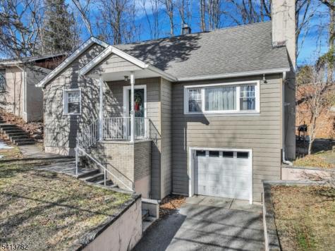 15 High Mountain Road Oakland NJ 07436