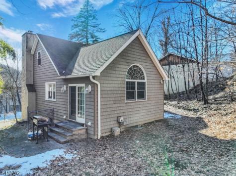 15 High Mountain Road Oakland NJ 07436