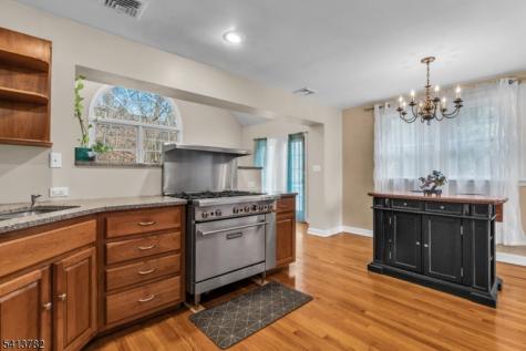 15 High Mountain Road Oakland NJ 07436