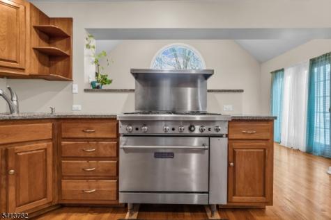 15 High Mountain Road Oakland NJ 07436