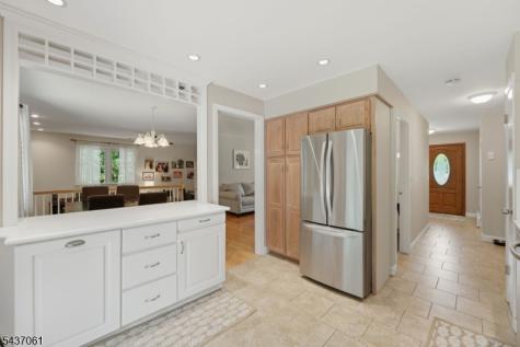 16 Windsor Drive Jefferson NJ 07438