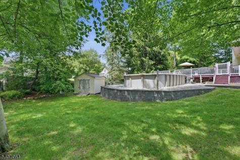 16 Windsor Drive Jefferson NJ 07438