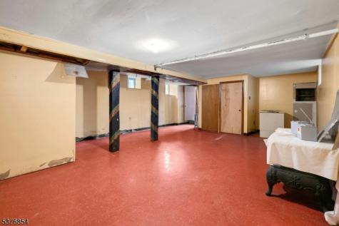 81 N Fullerton Avenue Montclair NJ 07042